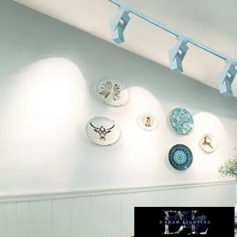 UNIVERSO Jednofazowa lampa szynowa 30 W 2700 lm 6500 K Ra≥90 24° biała